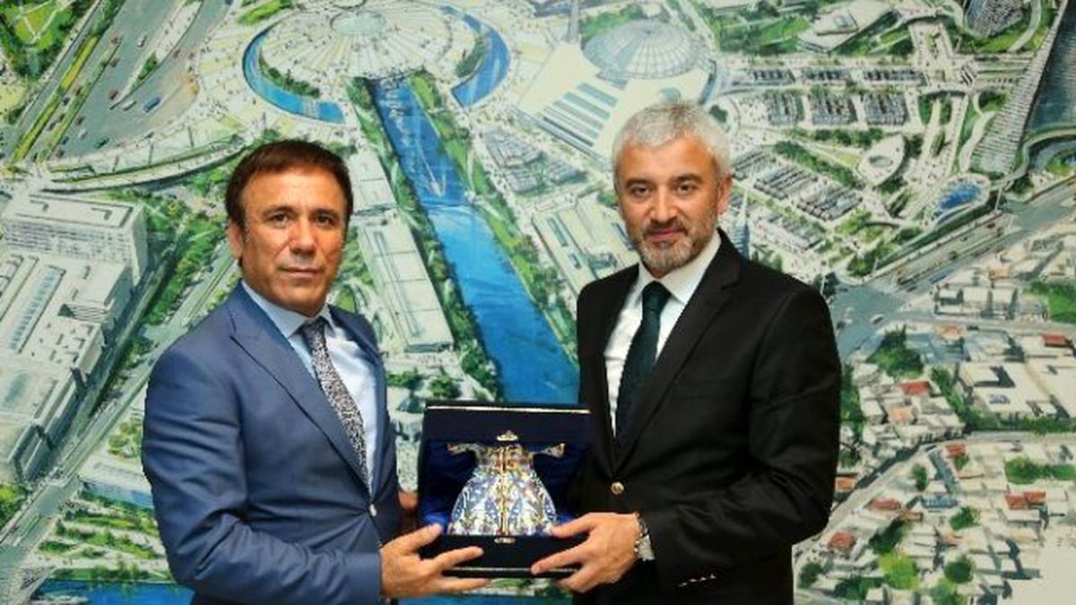 Enver Yılmaz\'dan Başkan Genç\'e Ziyaret