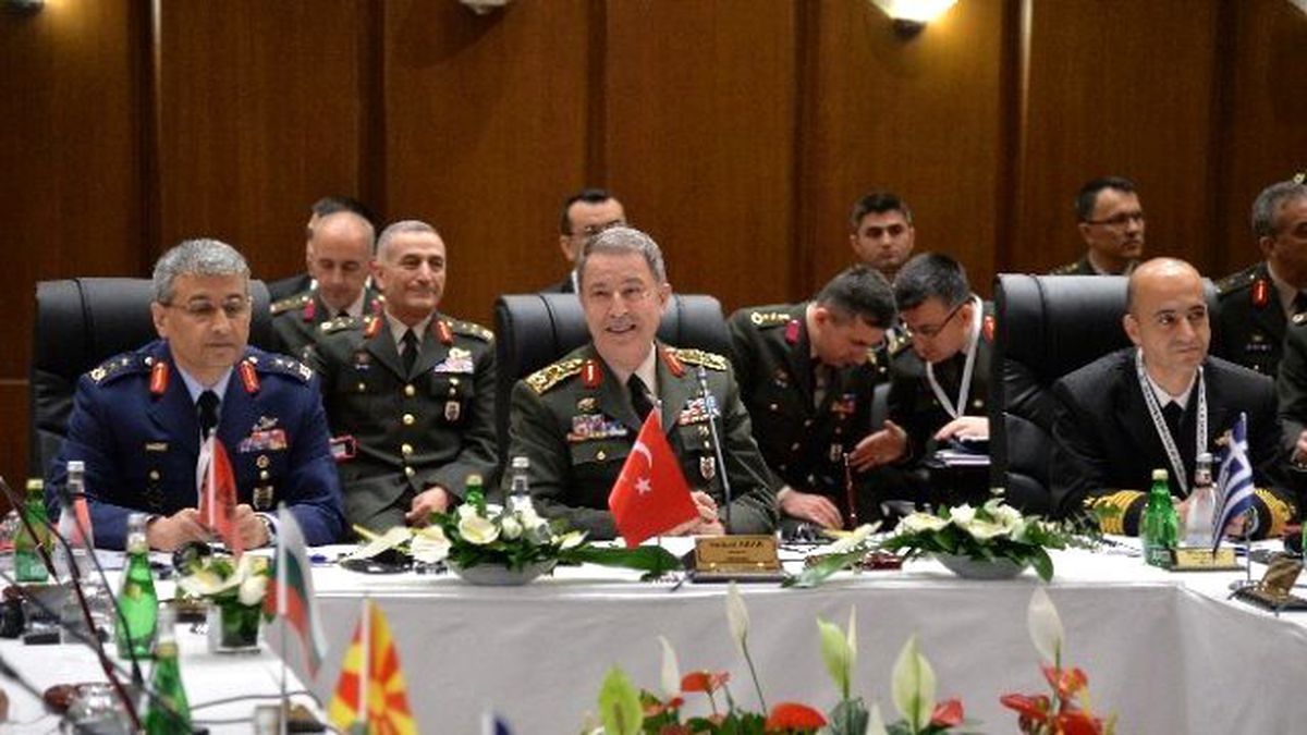 Genelkurmay Başkanı Akar: "Bin 300 Daeş Teröristi Etkisiz Hale Getirildi"