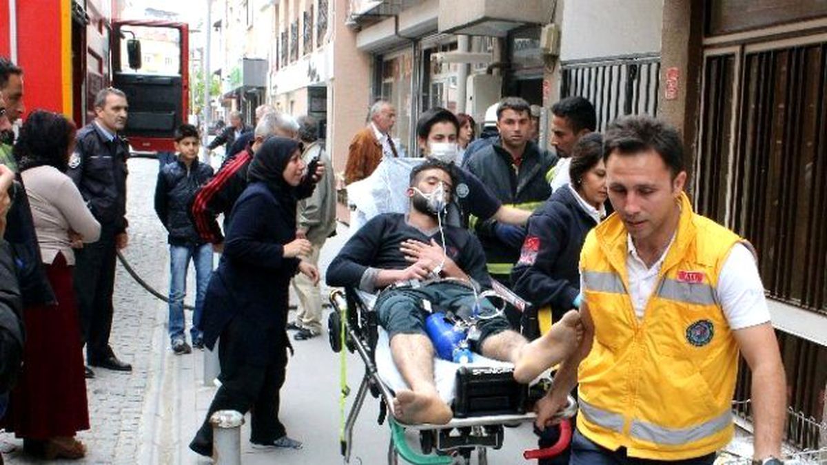 Iraklı Mültecilerin Kaldığı Evde Yangın