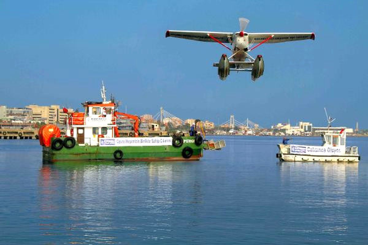 İzmit Körfezi\'ni Kirleten Gemi Sayısı Azaldı
