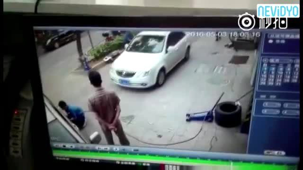Korkunç Kaza Güvenlik Kamerasında
