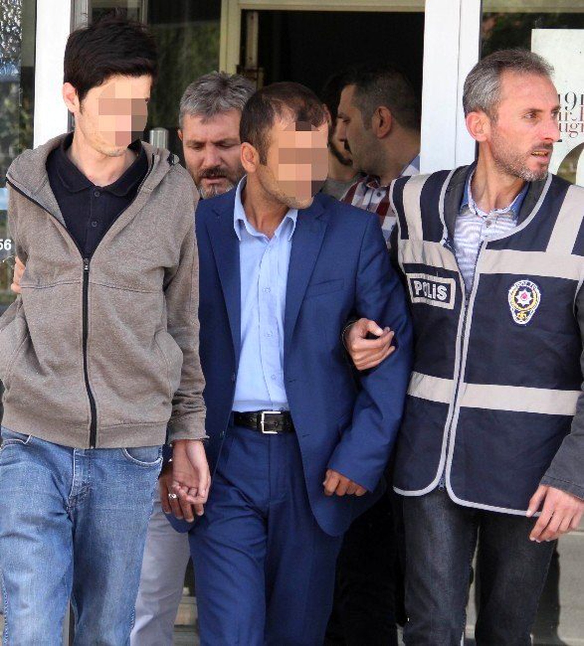 Lokantaları Kundaklamaya 2 Tutuklama