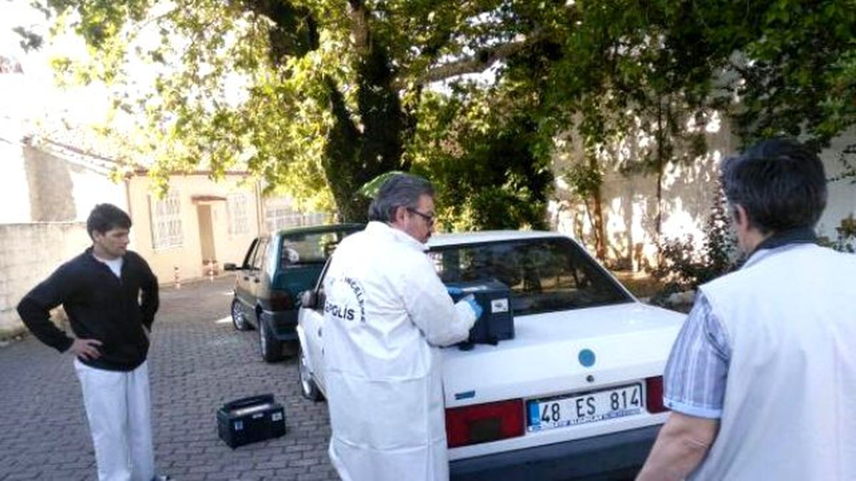 Muğla\'da Bir Gecede 15 Aracın Lastiği Kesildi