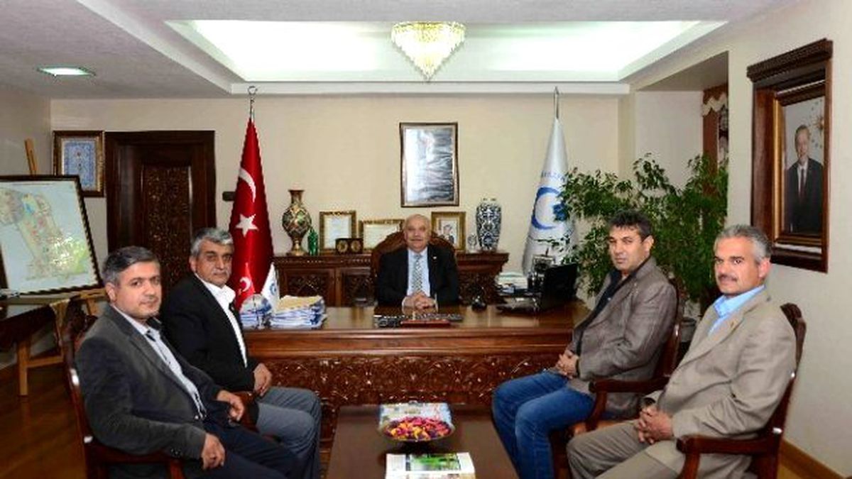 Muhtarlar Derneği Başkanı Taş\'tan, Üniversiteye Ziyaret
