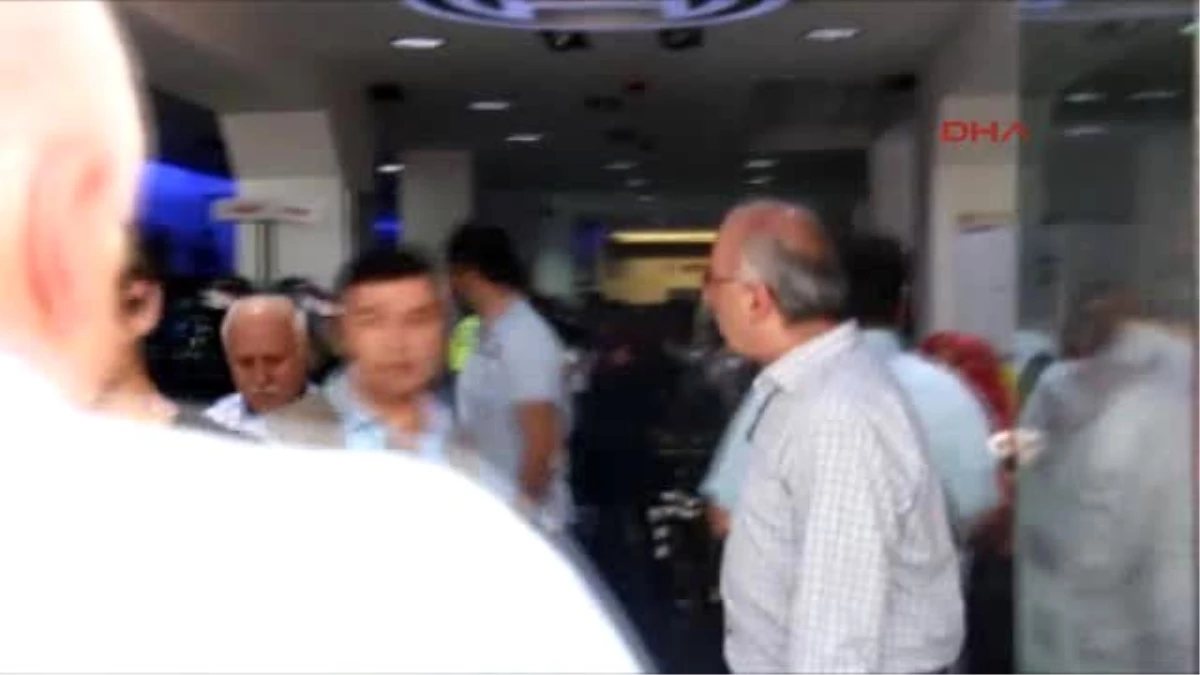 Nazilli\'de Asansör Boşluğa Düştü: 2 Yaralı