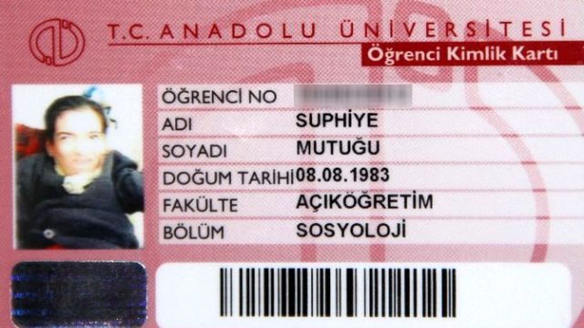 Spastik Engelli Genç Kız Üniversite Okuyor, Kitap Yazıyor