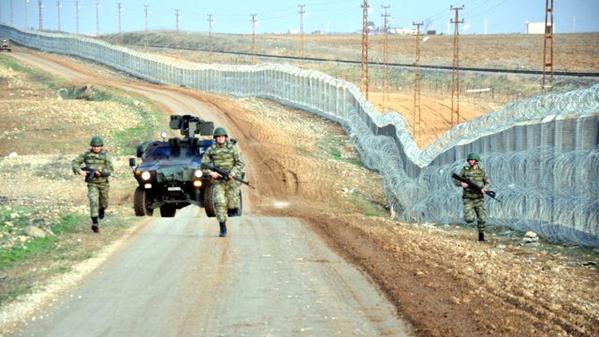 Suriye'ye Geçmeye Çalışan 5 IŞİD Militanı Çıkan Çatışmada Öldü