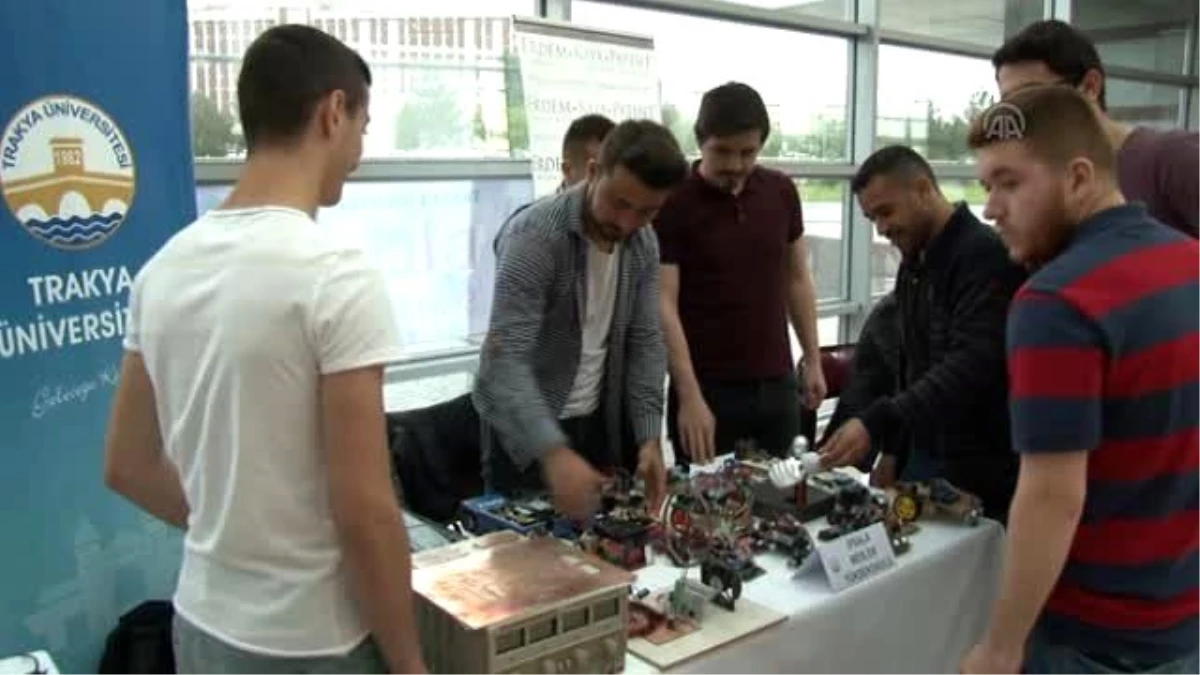 Trakya Üniversitesi Öğrencileri Kablosuz Elektrik İleten Cihaz Ürettiler