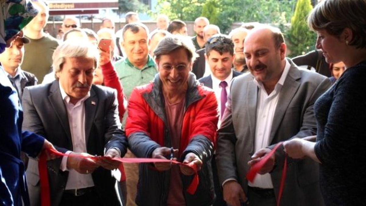 Ünlü Fotoğrafçı Yalçın Savuran Osmaneli\'de