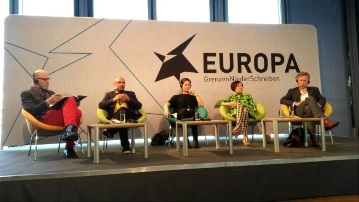 Yavuz Ekinci Avrupa Yazarlar Konferansı\'nda
