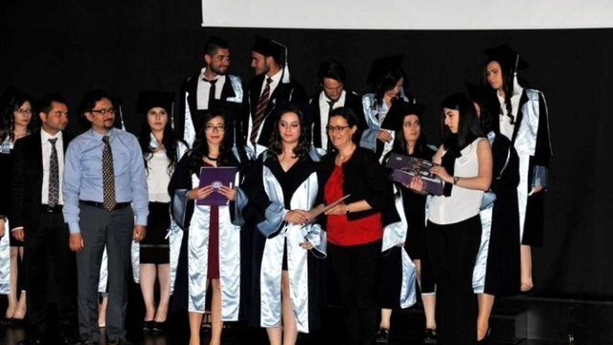Aydın Myo 2016 Mezunlarını Verdi
