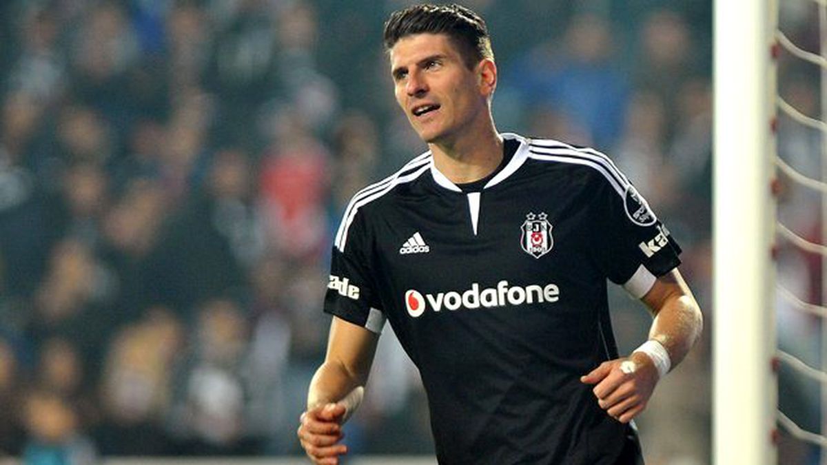 Beşiktaş, Mario Gomez'in Sözleşmesindeki Opsiyon Hakkını Kaybetti