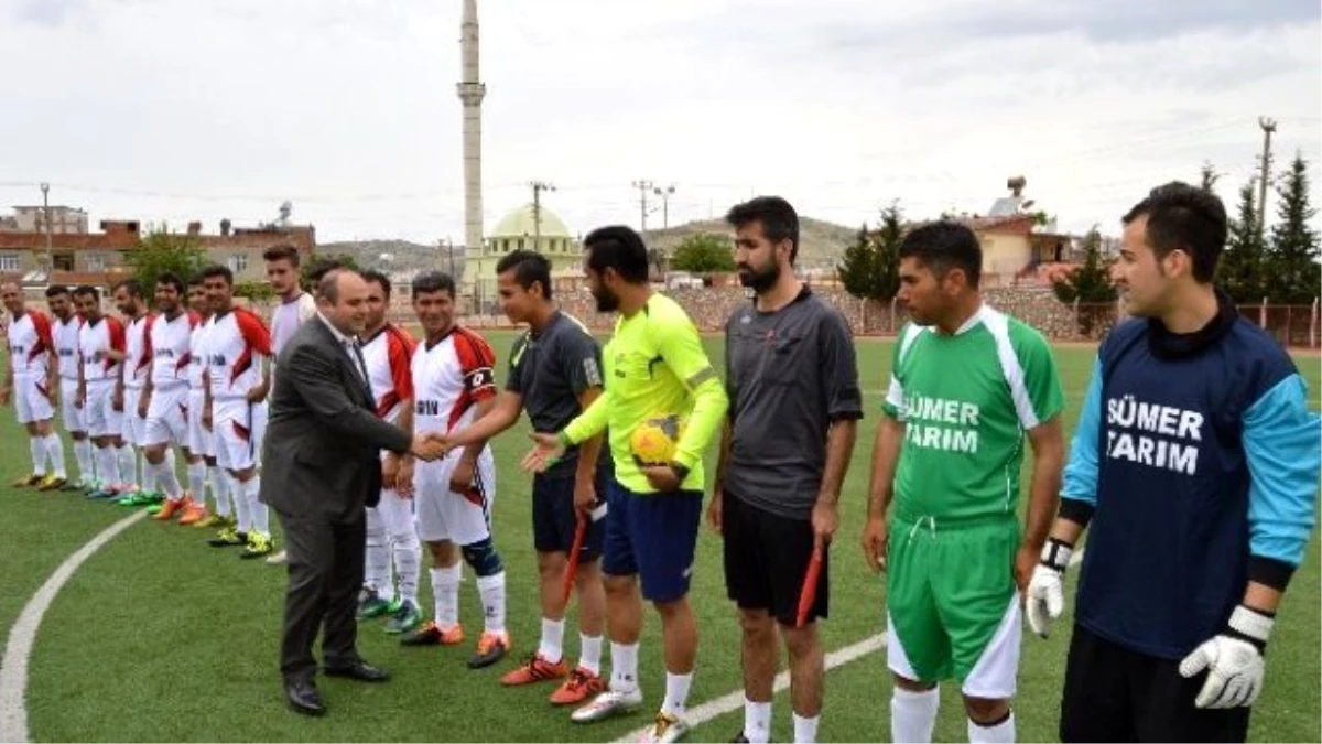 Besni Kaymakamlık Futbol Turnuvası Başladı