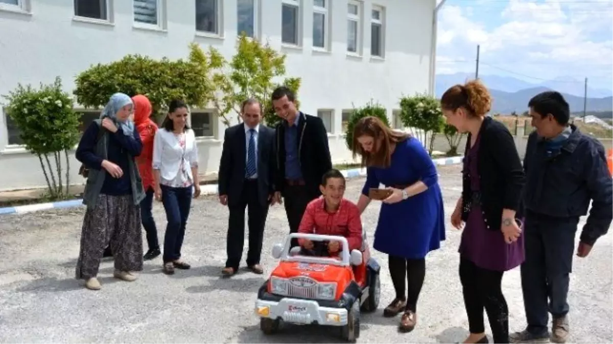 Engelli Öğrenciler, Trafik Haftası Ziyareti Yaptı