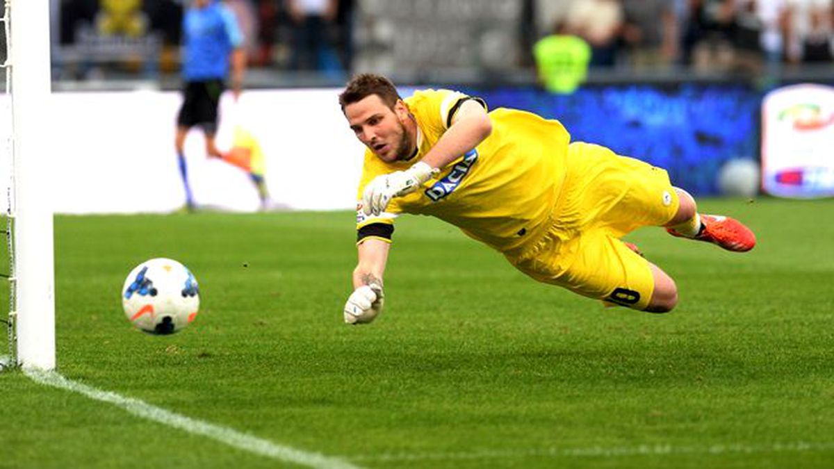 Granada Kalecisi: Real Madrid, Barcelona'yı Yenmemiz için Para Önerdi