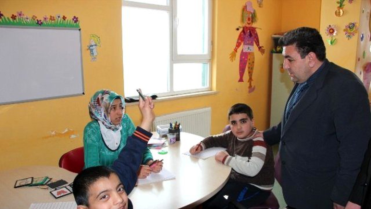 Meral: "En Büyük Engel Sevgisizliktir"