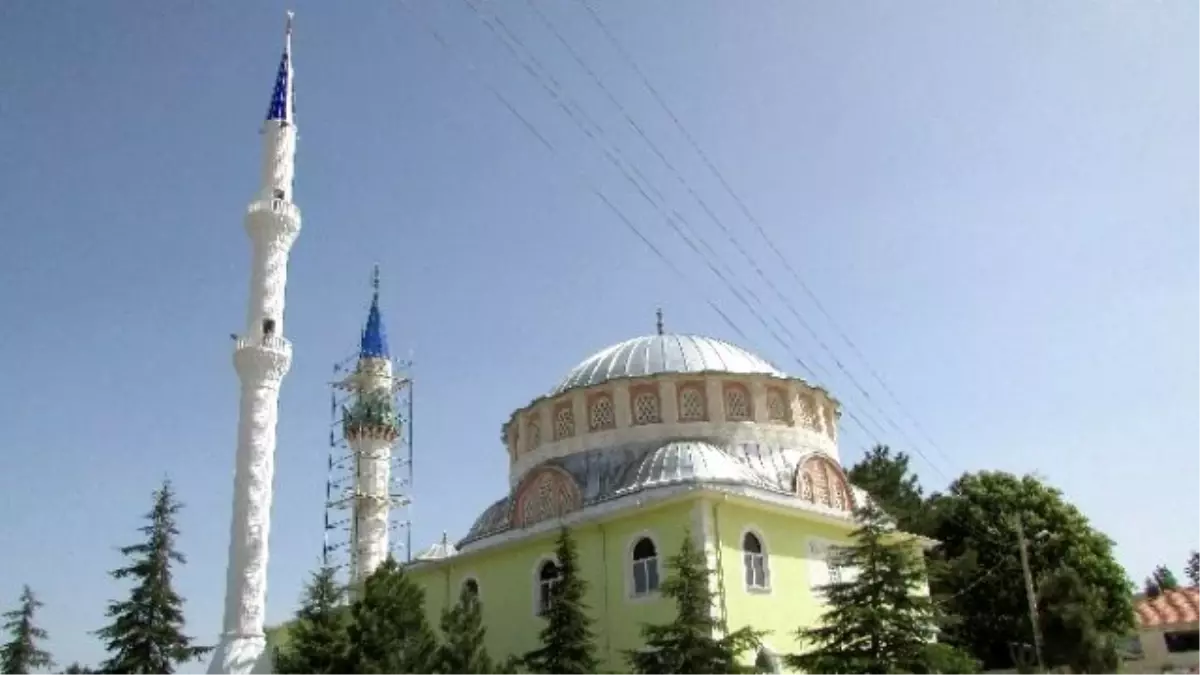 Sandıklı Reşadiye Köyü Camisine Yeni Minare