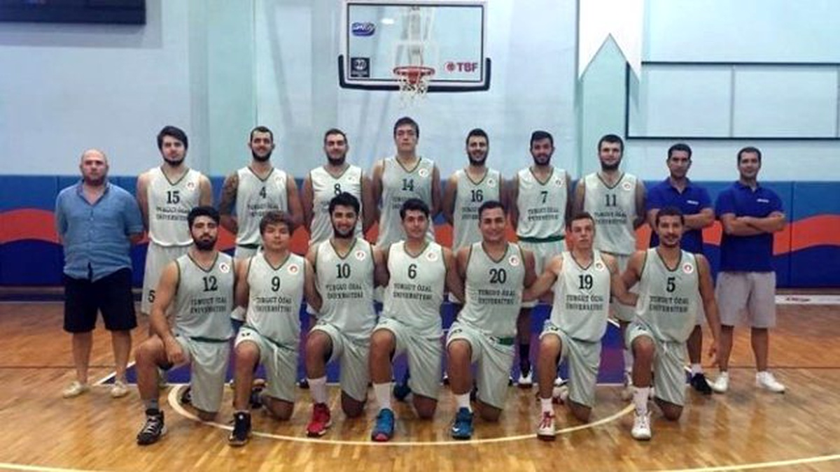Turgut Özal Basketbol Takımı 2. Lig\'in Kapısını Araladı