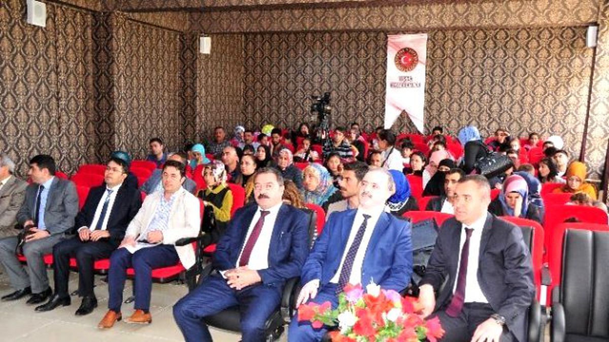 Van\'da \'Üniversite Ailelerle Buluşuyor\' Projesi