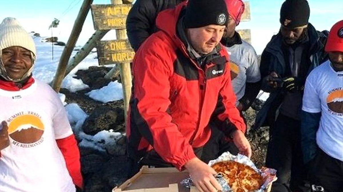 5.895 Metreye Pizza Servisi Yaptılar