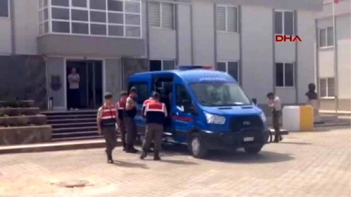 Antalya Aranan PKK\'lı, Antalya\'da Yolcu Otobüsünde Yakalandı