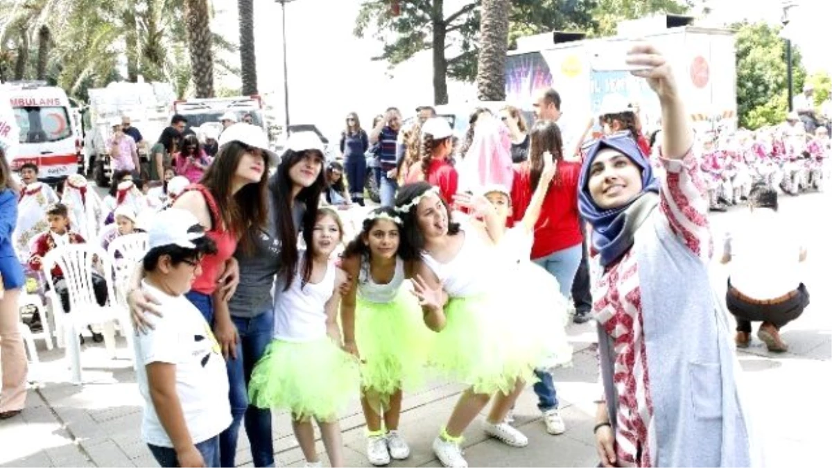 Antalya\'da Özel Çocuklar Bilim, Sanat ve Spor Festivali Başladı