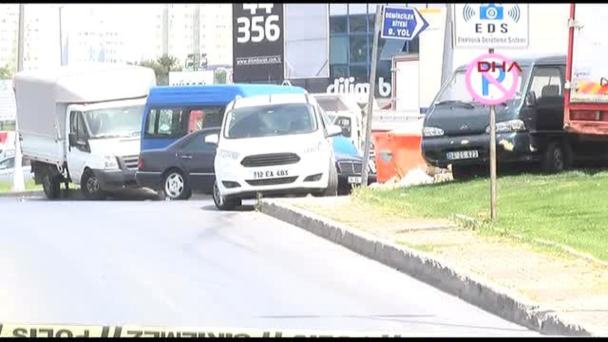 Aranan Şüpheli Araç Zeytinburnu\'nda Bulundu