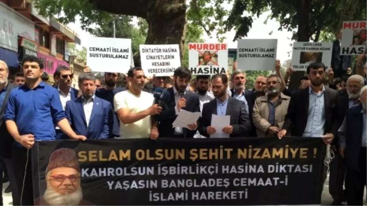 Bangladeşli İslami Liderin Asılması Bursa\'da Protesto Edildi