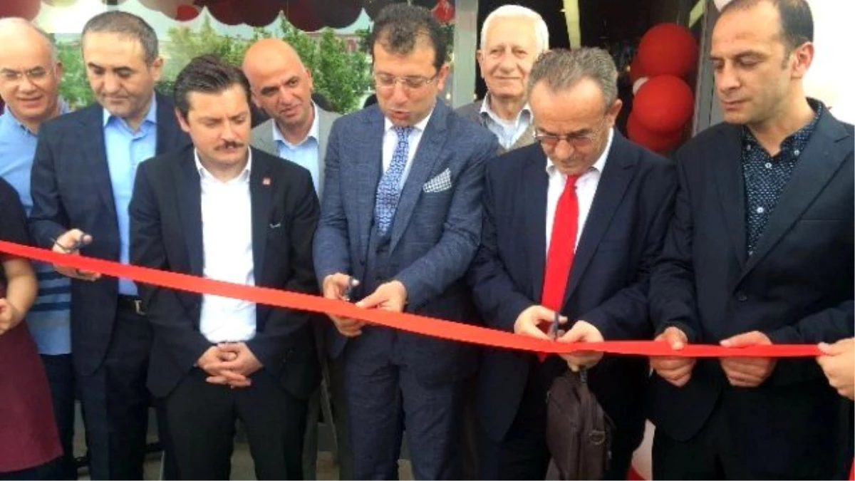 Beylikdüzü\'nde Neşet Açıldı