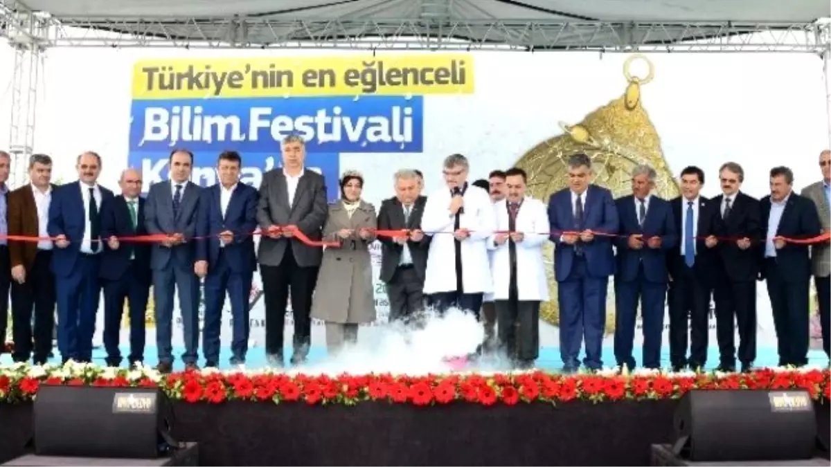 Bilim Festivali Bilimin Merkezinde Başladı