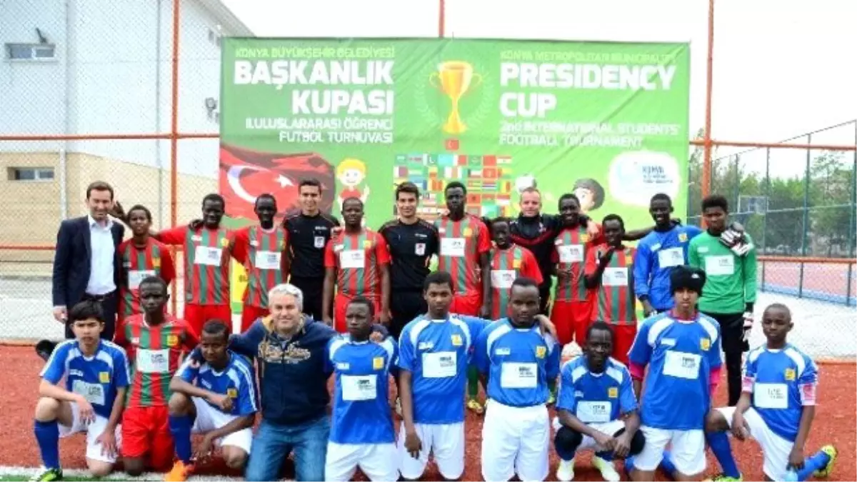 Büyükşehir\'den Uluslararası Öğrenci Futbol Turnuvası