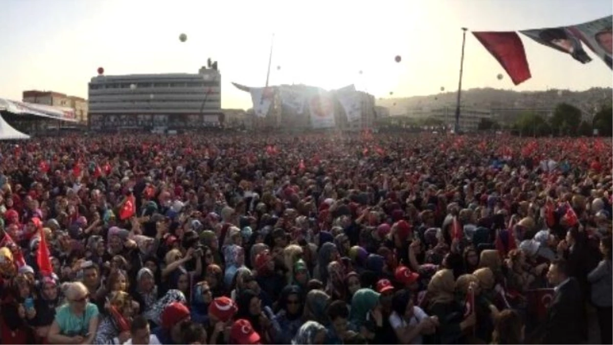 Erdoğan: "Halk Başkanlık Sistemine Geçiyoruz Derse Sen de Kuzu Kuzu Takip Edersin"