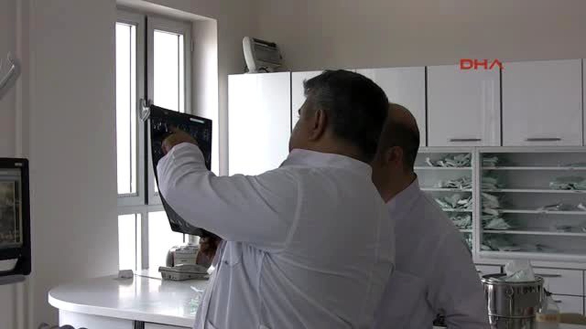 Erzurum Atatürk Üniversitesinde Aynı Anda 240 Hasta Diş Tedavisi Görüyor