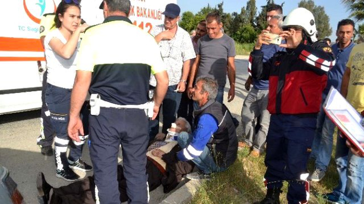 Kuşadası\'nda Trafik Kazası: 2 Yaralı
