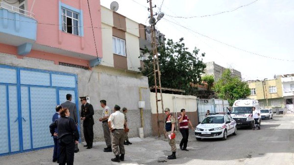 Nizip\'e Şehit Ateşi Düştü