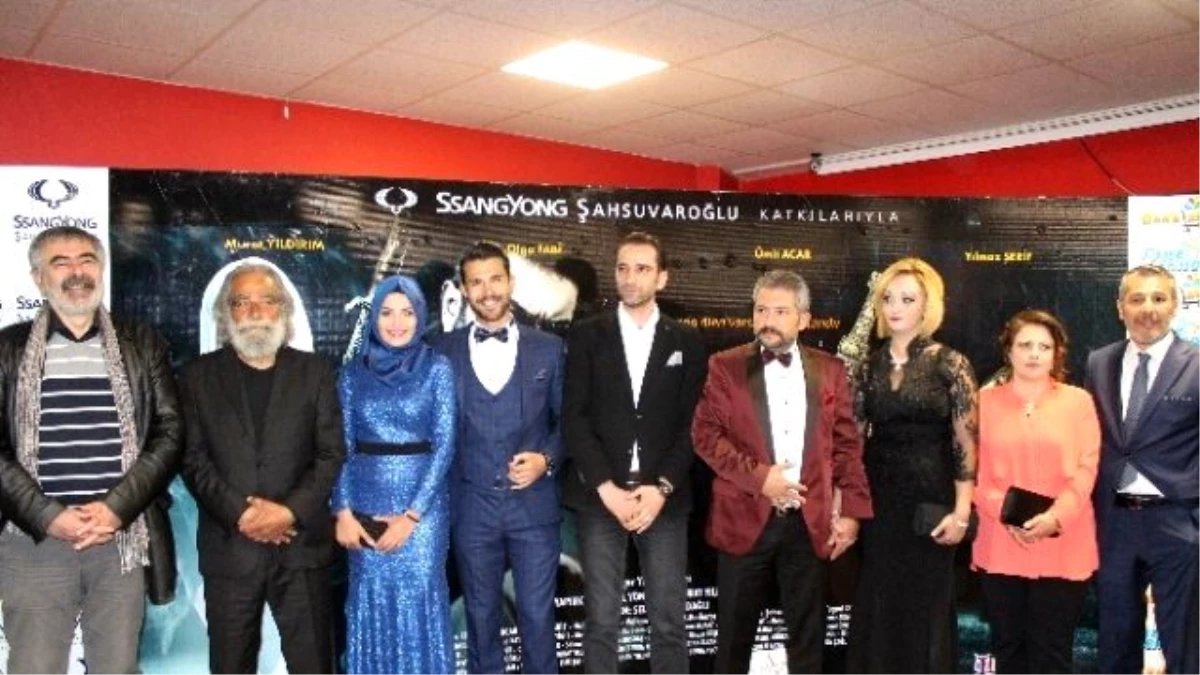 Senaryosu 4 Yıl Süren Dadaş Filminin Galası Erzurum\'da Yapıldı
