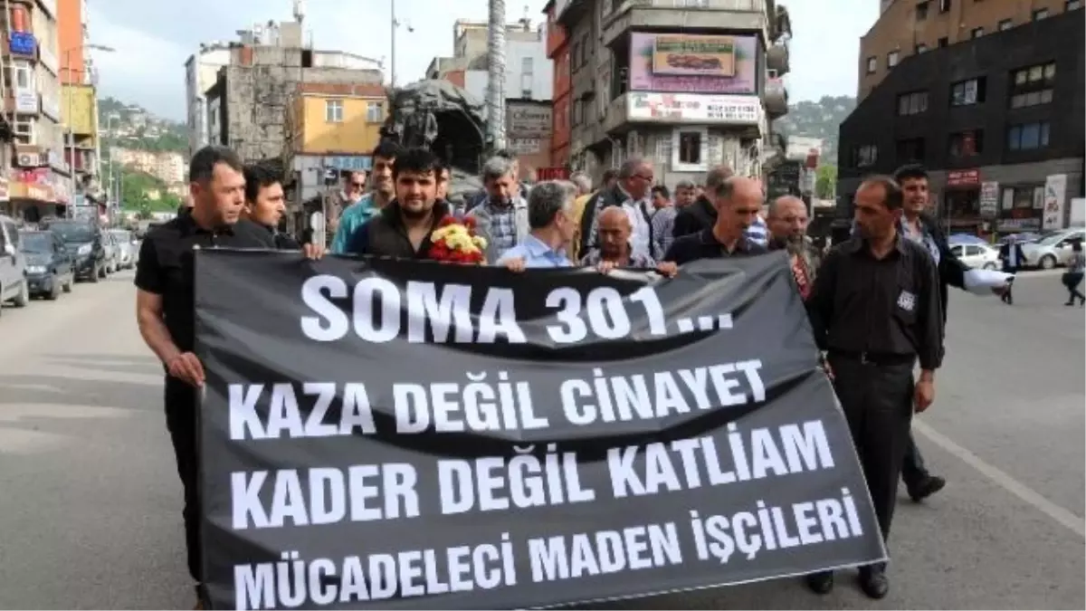 Zonguldak\'ta Soma\'daki Maden Faciasında Ölenler Anıldı