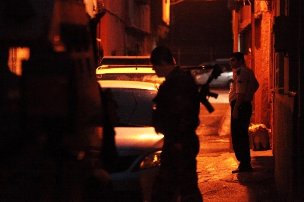 Adana\'da Terör Operasyonu: 20 Gözaltı