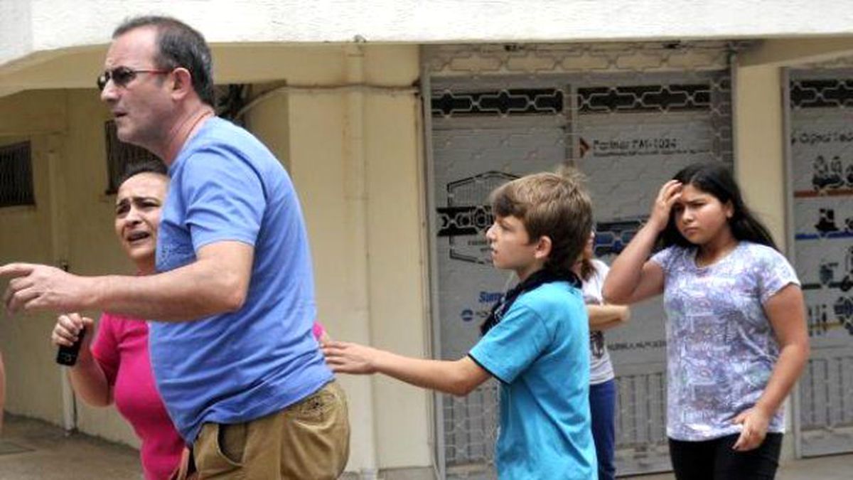 Antalya\'da Şizofren Dehşeti: Yengesini Öldürdü, Yeğenini Yaraladı