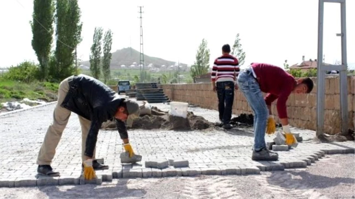 Bünyan Belediyesi Büyük Tuzhisar ve Elbaşı Mahallesinde Yol Yapım Çalışmalarına Başladı