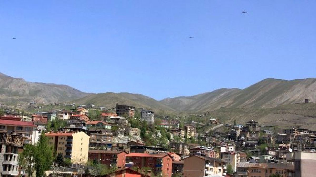 Çukurca'da Kalleş Pusu! Türkiye 8 Şehidine Ağlıyor