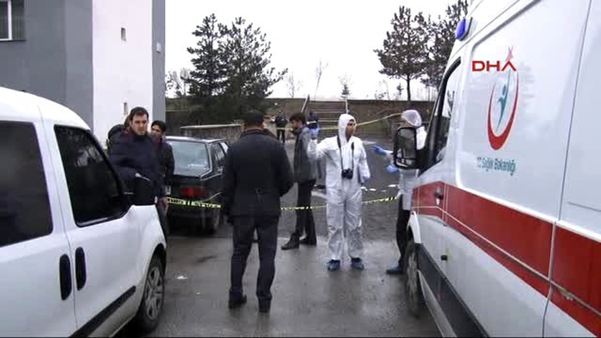Boşandığı Karısını 7 Yerinden Bıçaklayıp Öldüren Zanlı: Eşimi Seviyordum