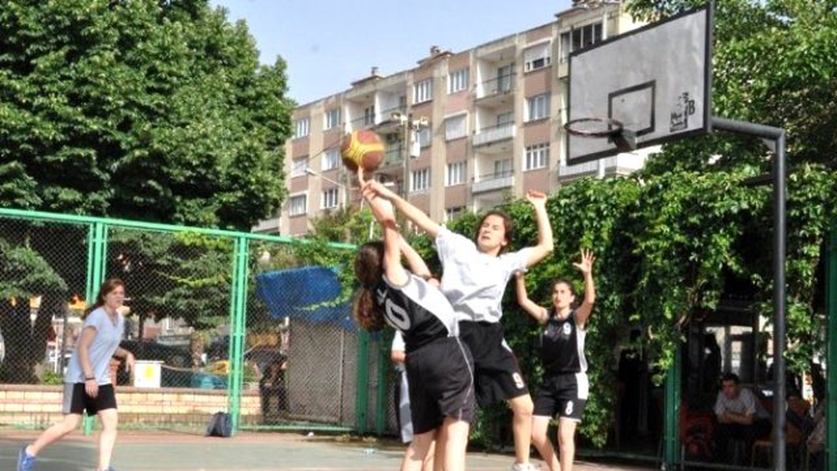Nazilli\'de 19 Mayıs Spor Şenlikleri Başladı