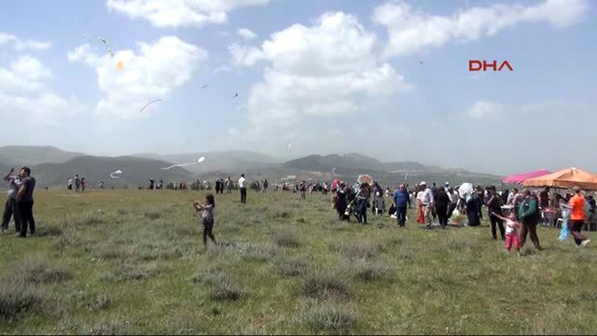 Tokat\'ta Engelli Öğrenciler İçin Uçurtma Şenliği
