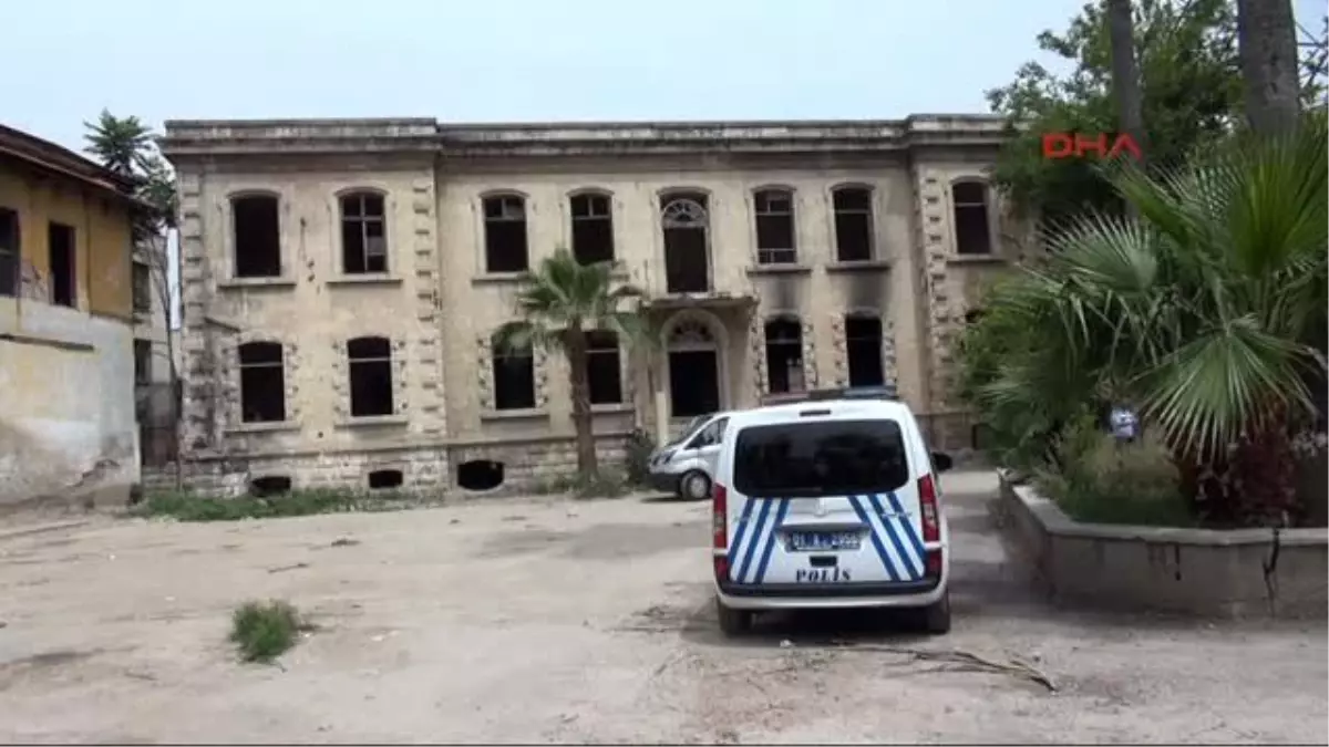 Adana - Boş Polis Binasında Ceset Bulundu