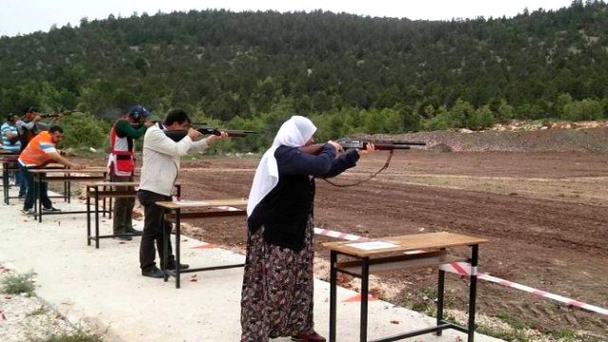 Beyşehir\'de Tek Kurşun Atış Müsabakaları Başladı