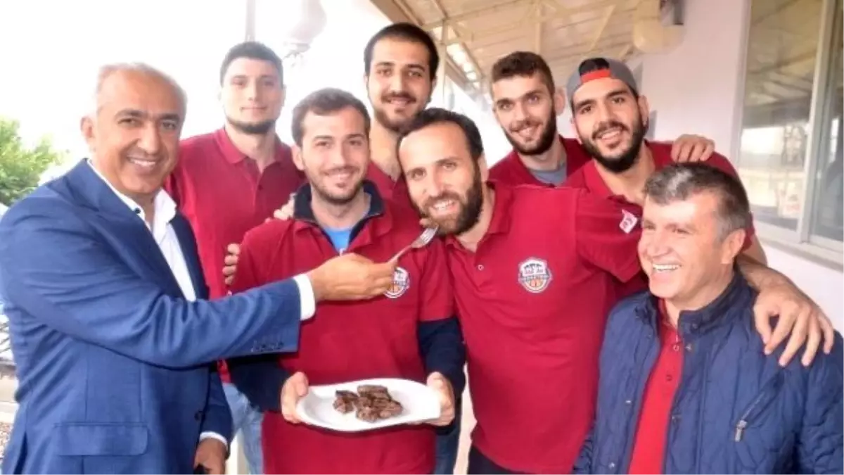 Efespor Bolu Finali Öncesi Moral Depoladı