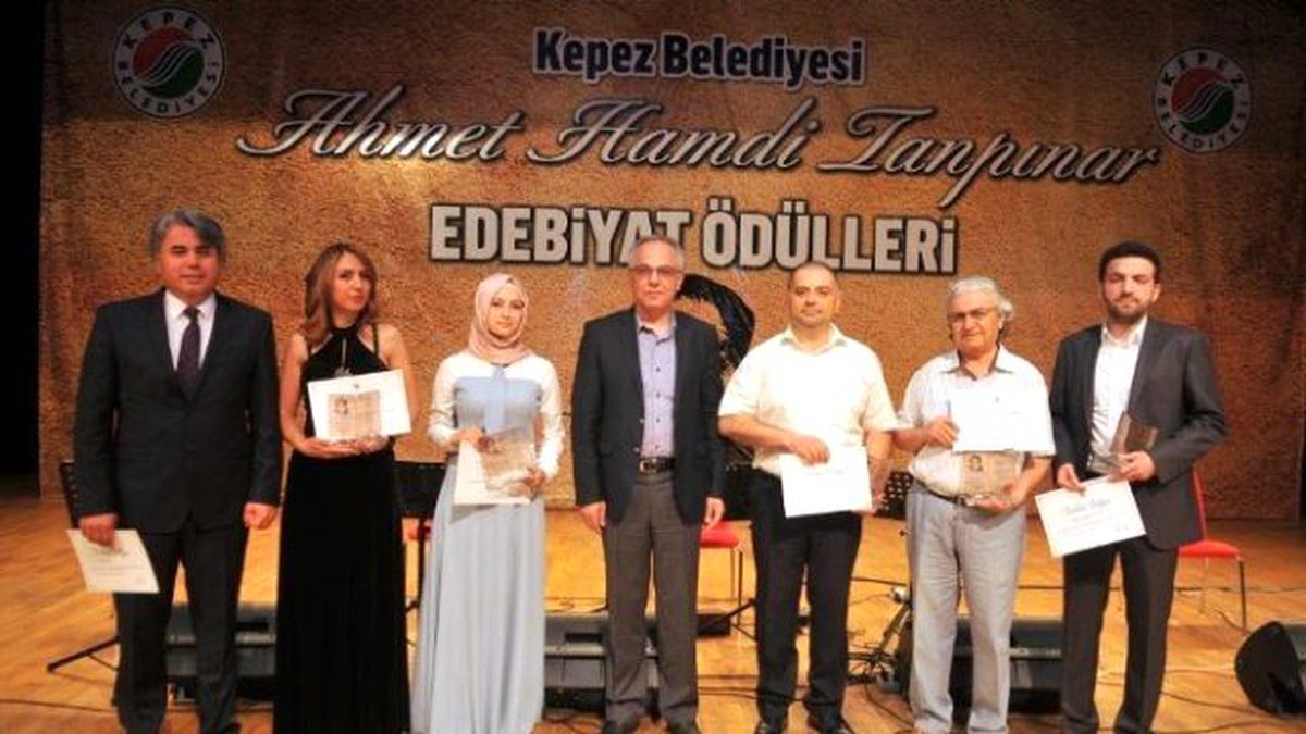 Genç Edebiyatçılar Kepez\'de Ödüllendirilecek