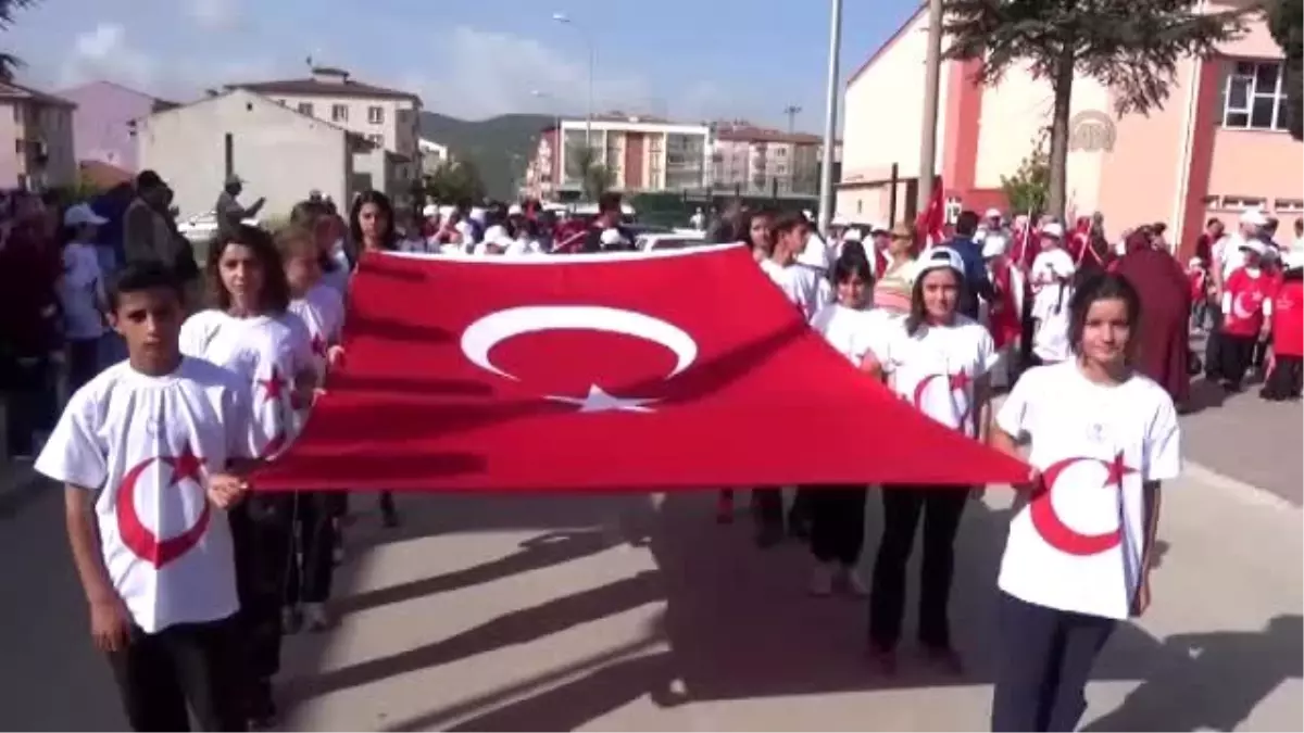 \'Gençlik Yürüyüşü"