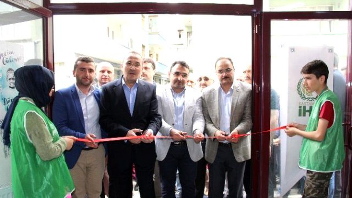 İhh\'nın Yardım Eli İhtiyaç Sahibine Ulaştı